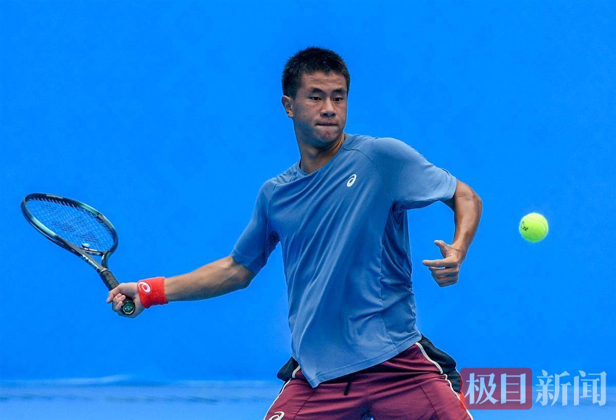 而混双由于 而混双由于