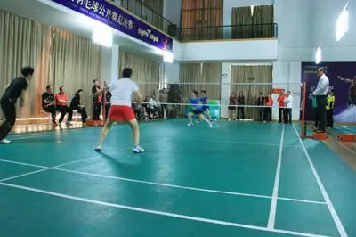 折纸小鸟边